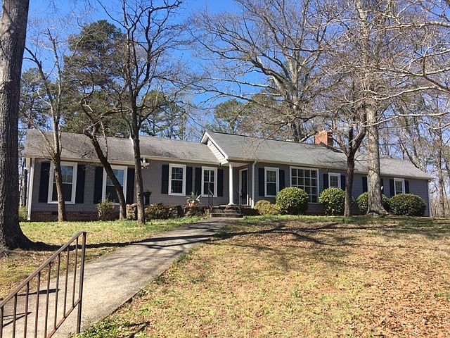 1st image of 803 Knollwood Dr