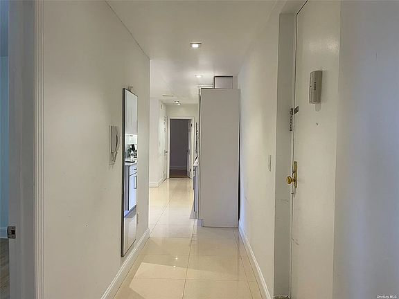 4th image of 65-50 Wetherole St #0