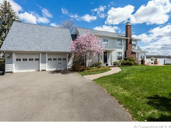 6 Rockland Park, Branford, CT 06405