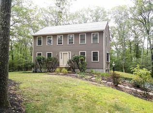 30 Eight Rod Rd, Mendon, MA 01756