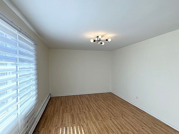 3rd image of 910 E Old Willow Rd APT 201