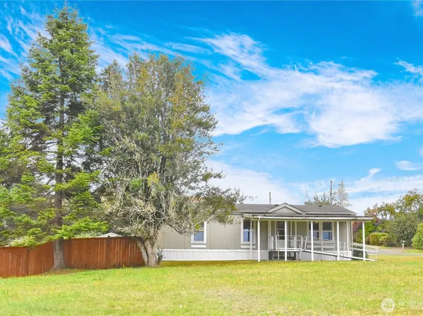 1119 Ballentine Street, Raymond, WA 98577