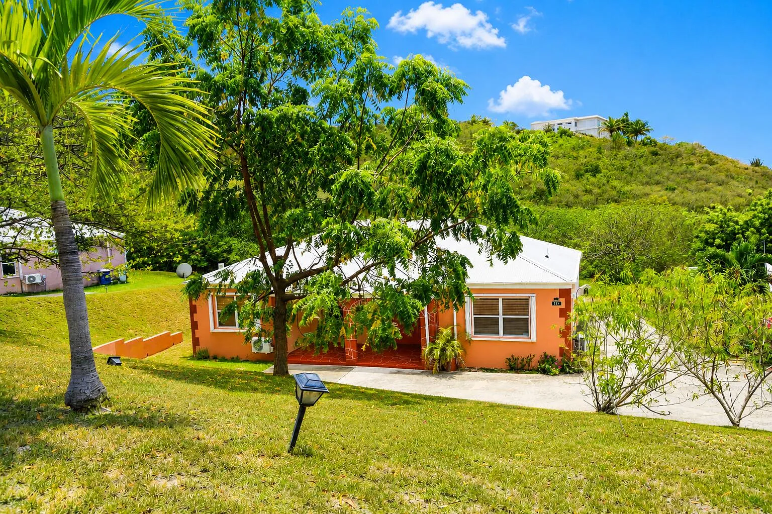 3 bed, $2,500 — Photo 3