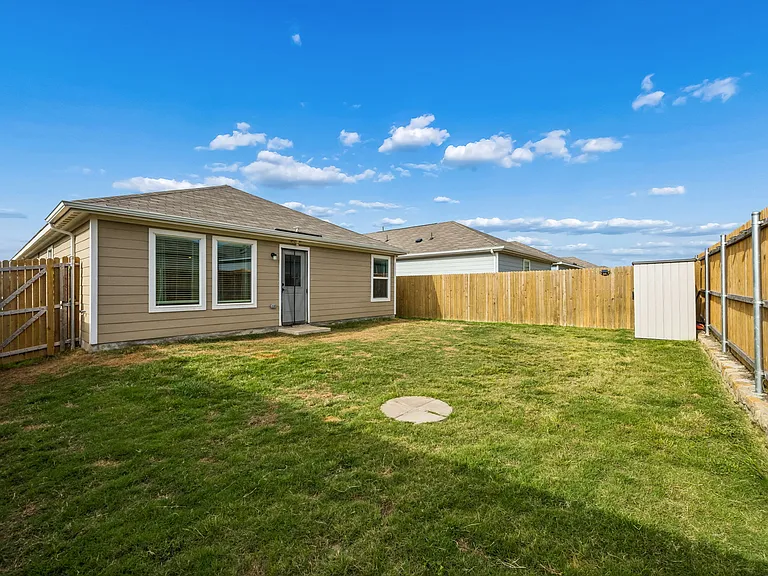 1025 Mountain Laurel — Photo 14