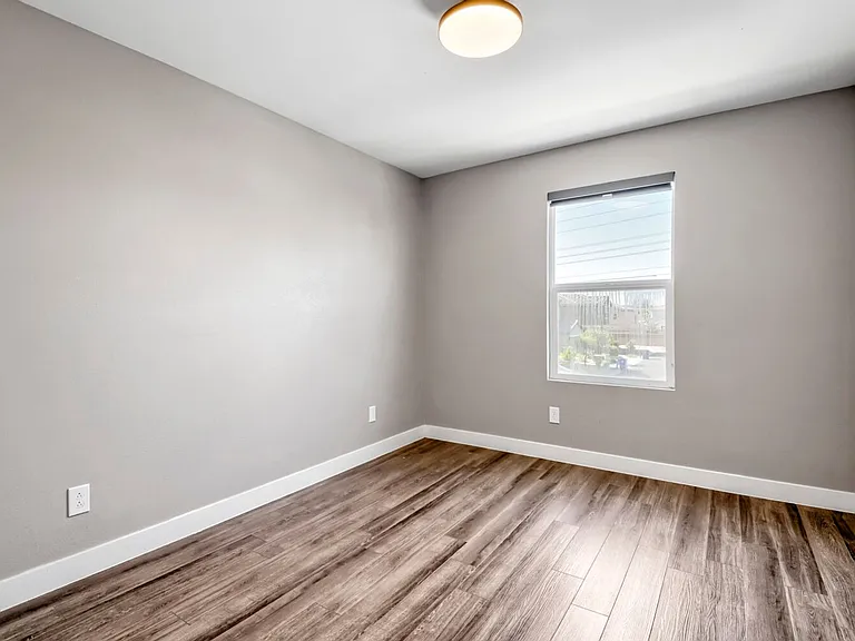 7110 Cass Ave — Photo 13