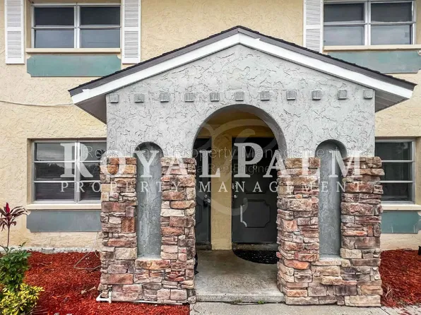 6635 Warwick Cir #5, Fort Myers, FL 33919