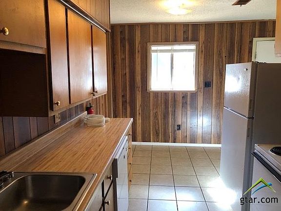 5th image of 405 W Paschal St APT 1