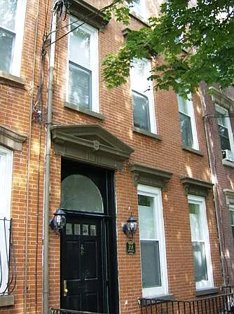 204 Bloomfield St #2 — Photo 1