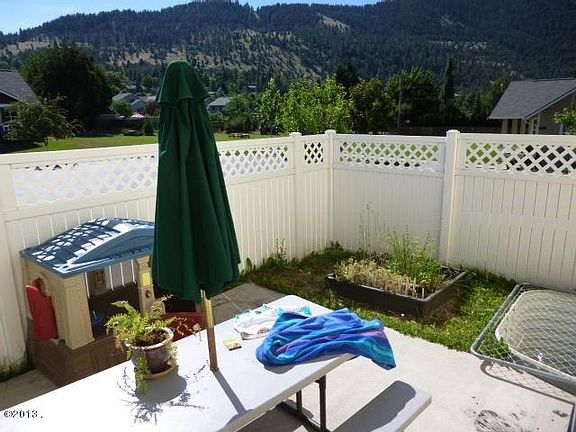 3rd image of 1336 Lily Ct