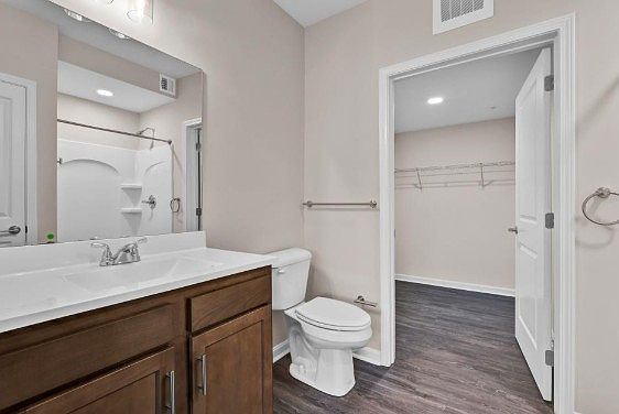 5th image of 1622 W Market St #103
