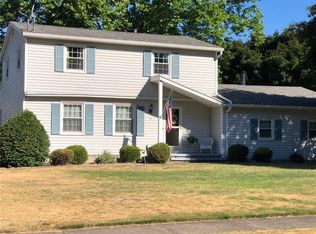 9 Evanwood Dr, Rochester, NY 14626