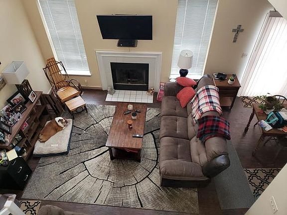 2nd image of 2148 Rossiter Pkwy #2148