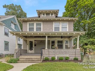 1355 Sigsbee St SE, Grand Rapids, MI 49506