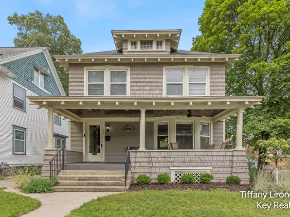 1355 Sigsbee St SE, Grand Rapids, MI 49506