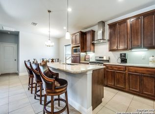 50 Broken Star Trl, Poteet, TX 78065