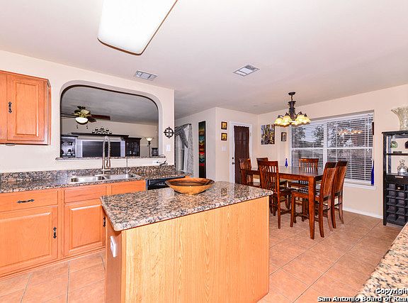 4th image of 10314 Wild Rose Bay