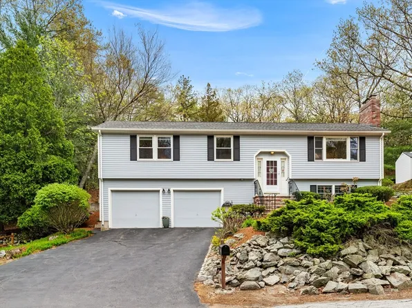 38 Waltham St, Woburn, MA 01801