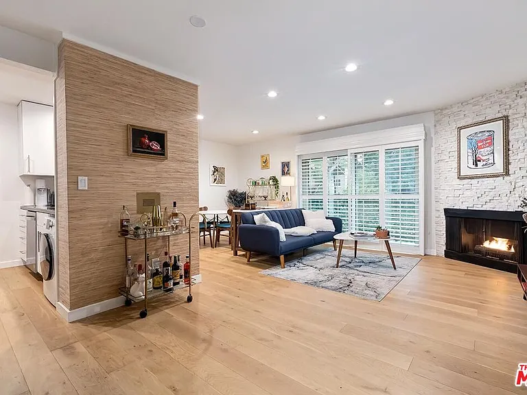 141 S Clark Dr #208 — Photo 2