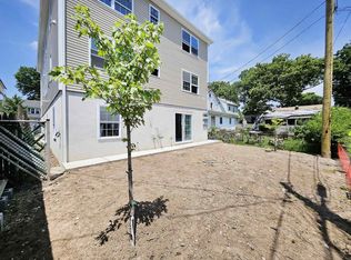 38 Newfield St, East Orange, NJ 07017