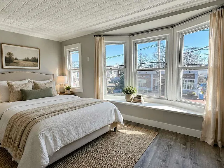 275 Bayville Ave #2W — Photo 5