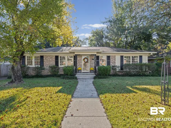 2903 Brierwood Dr, Mobile, AL 36606