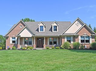 5784 Saddleridge Dr, Cincinnati, OH 45247