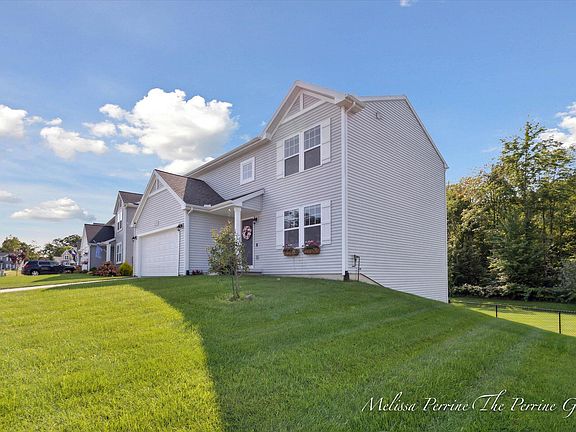 4th image of 10870 Carmen Oak Dr SE