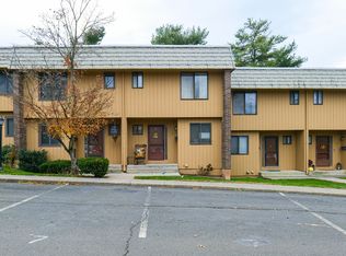 7 Willow Ct #7, Cromwell, CT 06416