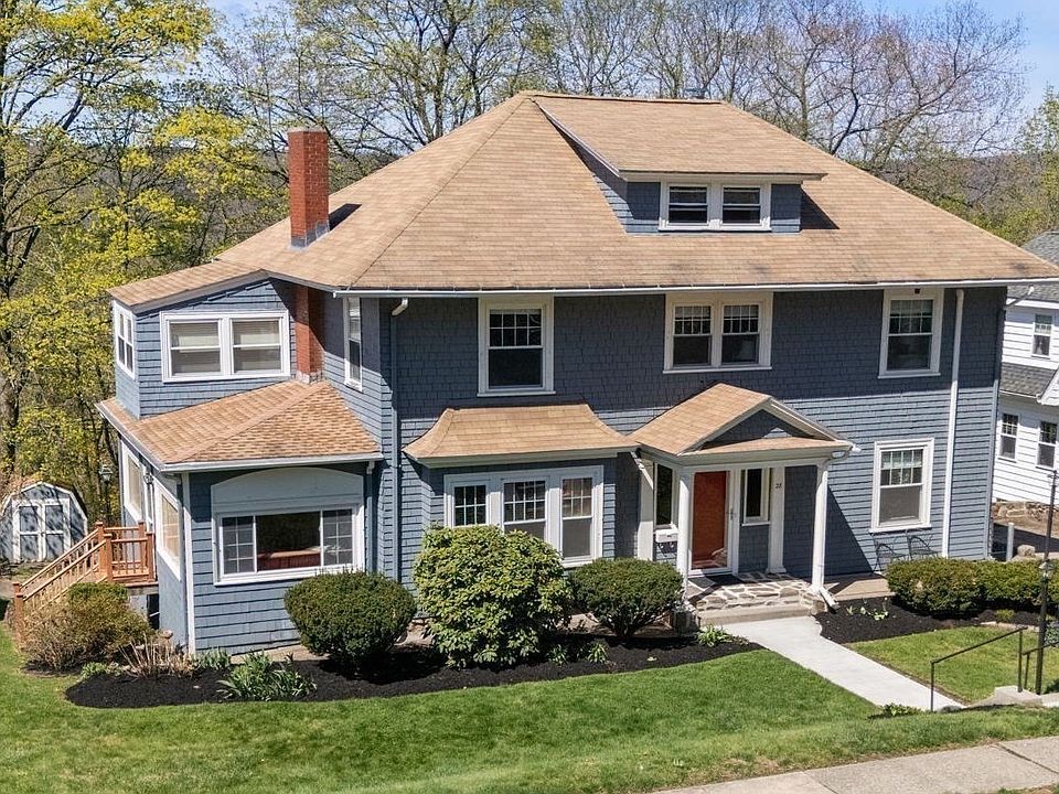1st image of 28 Maplewood Rd
