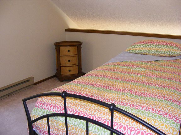 2nd Upstairs Bedroom