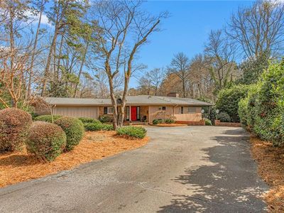 1912 W Lake Dr, Burlington, NC, 27215