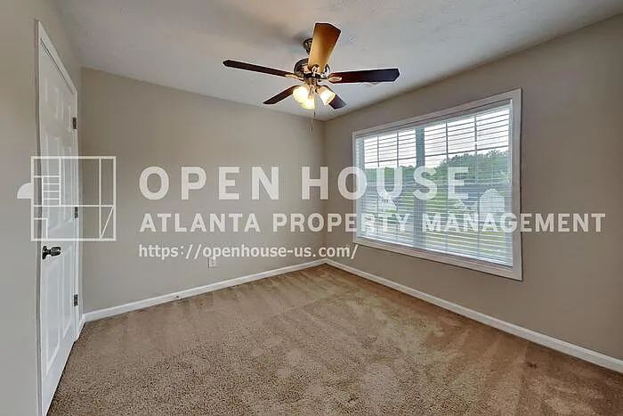 2447 Moultrie Ct — Photo 14