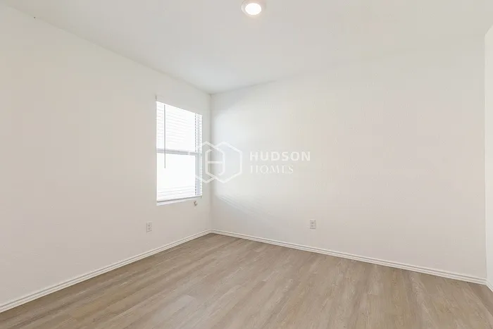 5333 Basil Chase — Photo 13