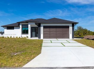 3224 58th St W, Lehigh Acres, FL 33971