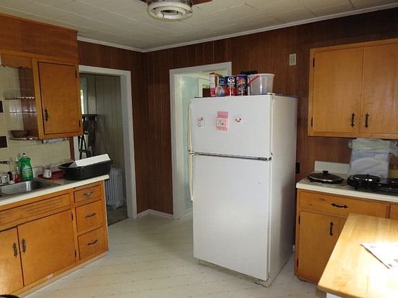 5th image of 20438 Alden St
