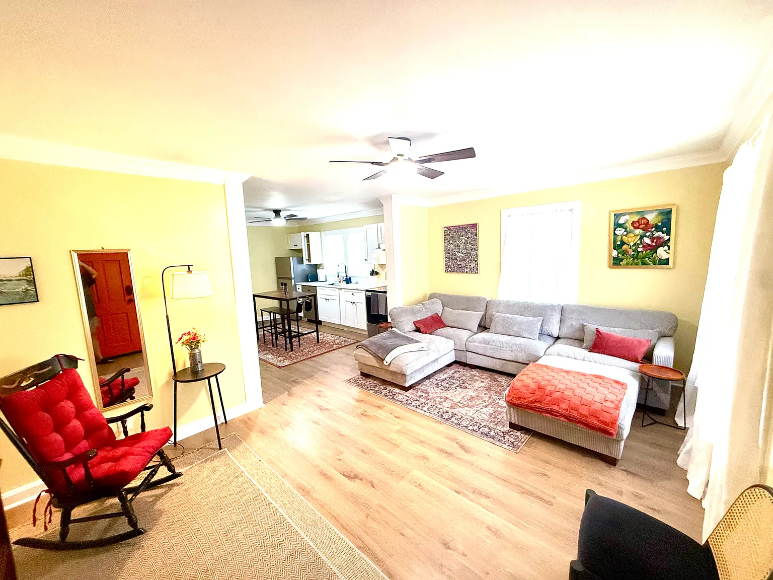 2 bed, 780 sqft, $2,500 — Photo 2
