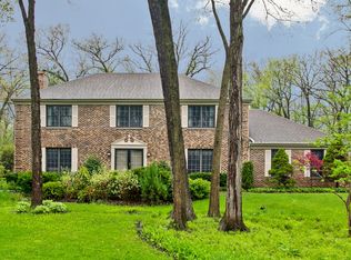 251 Dover Cir, Lincolnshire, IL 60069