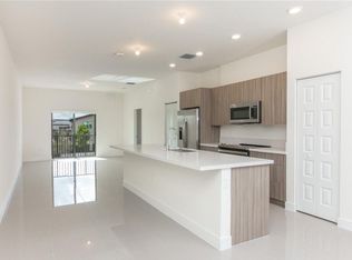 7805 NW 104th Ave APT 24, Doral, FL 33178