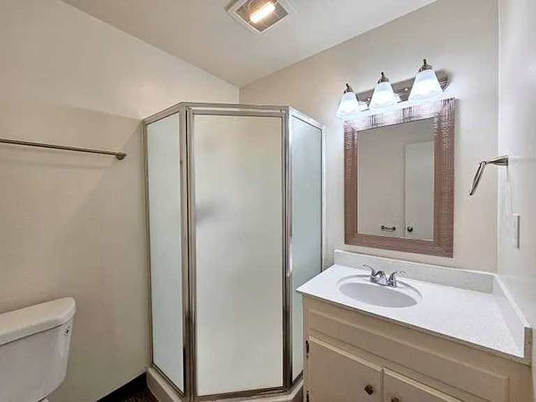 Greentree Apartments — Photo 24
