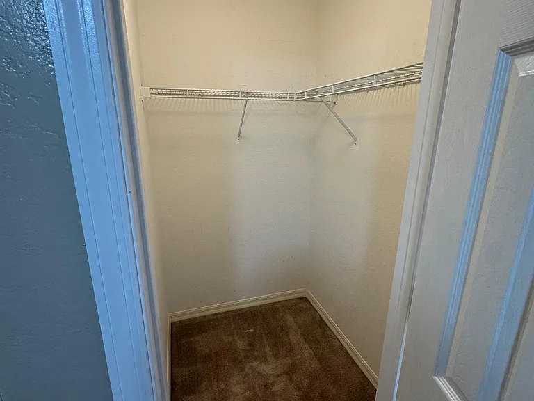 Walk-in closet