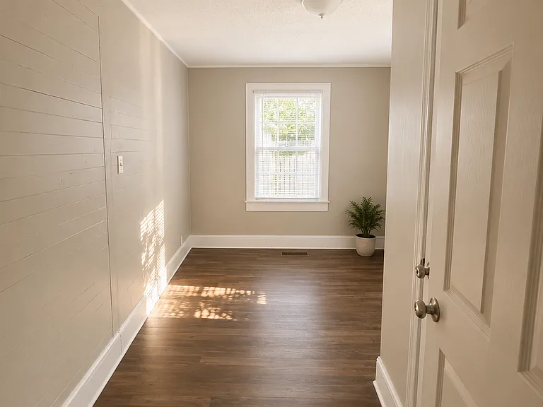 3840 Napier Ave — Photo 4