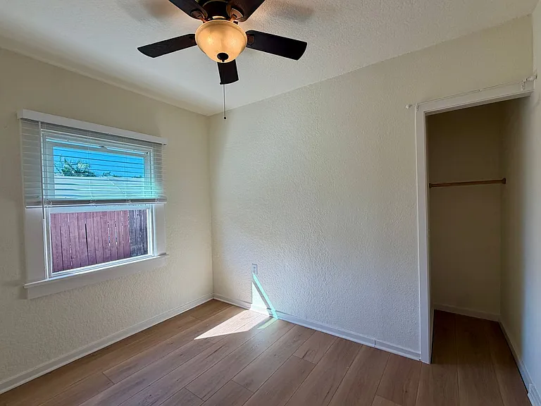 1190 Pine Ave — Photo 25