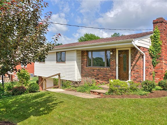 3rd image of 609 Bluestone Dr