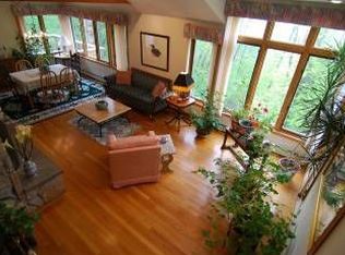 40 Hillcrest Ave, Worcester, MA 01602