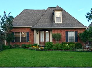 2313 La Cache Dr, Lake Charles, LA 70601