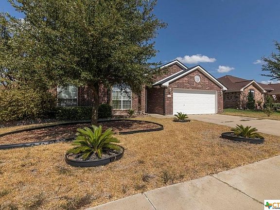 2nd image of 4809 Water Oak Dr