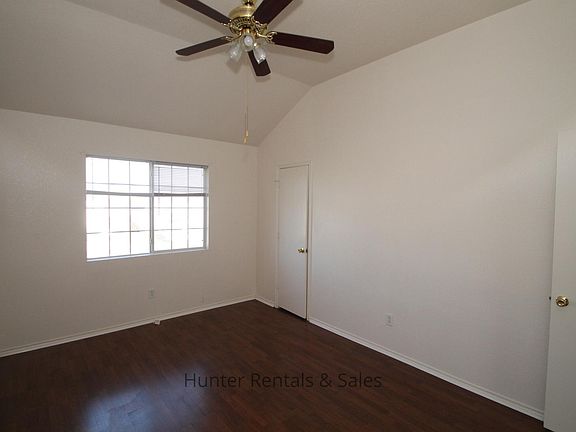 3rd image of 4506 Jeff Scott Dr APT B
