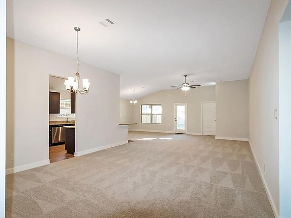 3rd image of 5323 New Iberia Ln