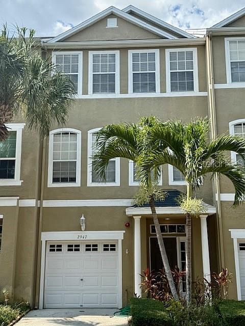 1st image of 2947 Pointeview Dr