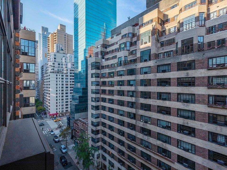 1st image of 310 E 44th St APT 1112